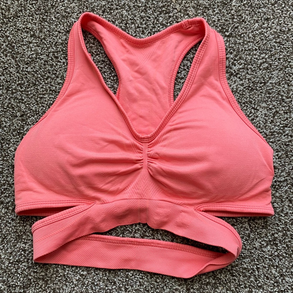 Alphalete Status Bra